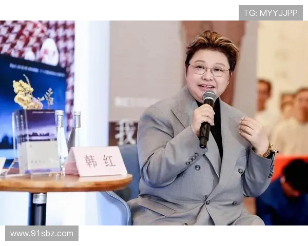 攀岩与人生的交响曲：周磊的深度对话与心路历程